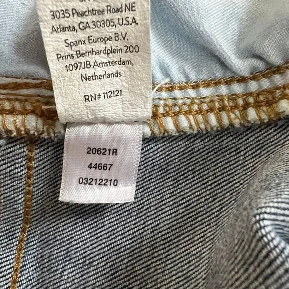 SPANX High Rise Cropped Wide Leg Jeans Medium Wash Size Large - Picture 11 of 11